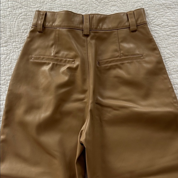 Zara Brown Pleather High Waisted Pants Size XS see messenger below 👇 - Picture 6 of 7